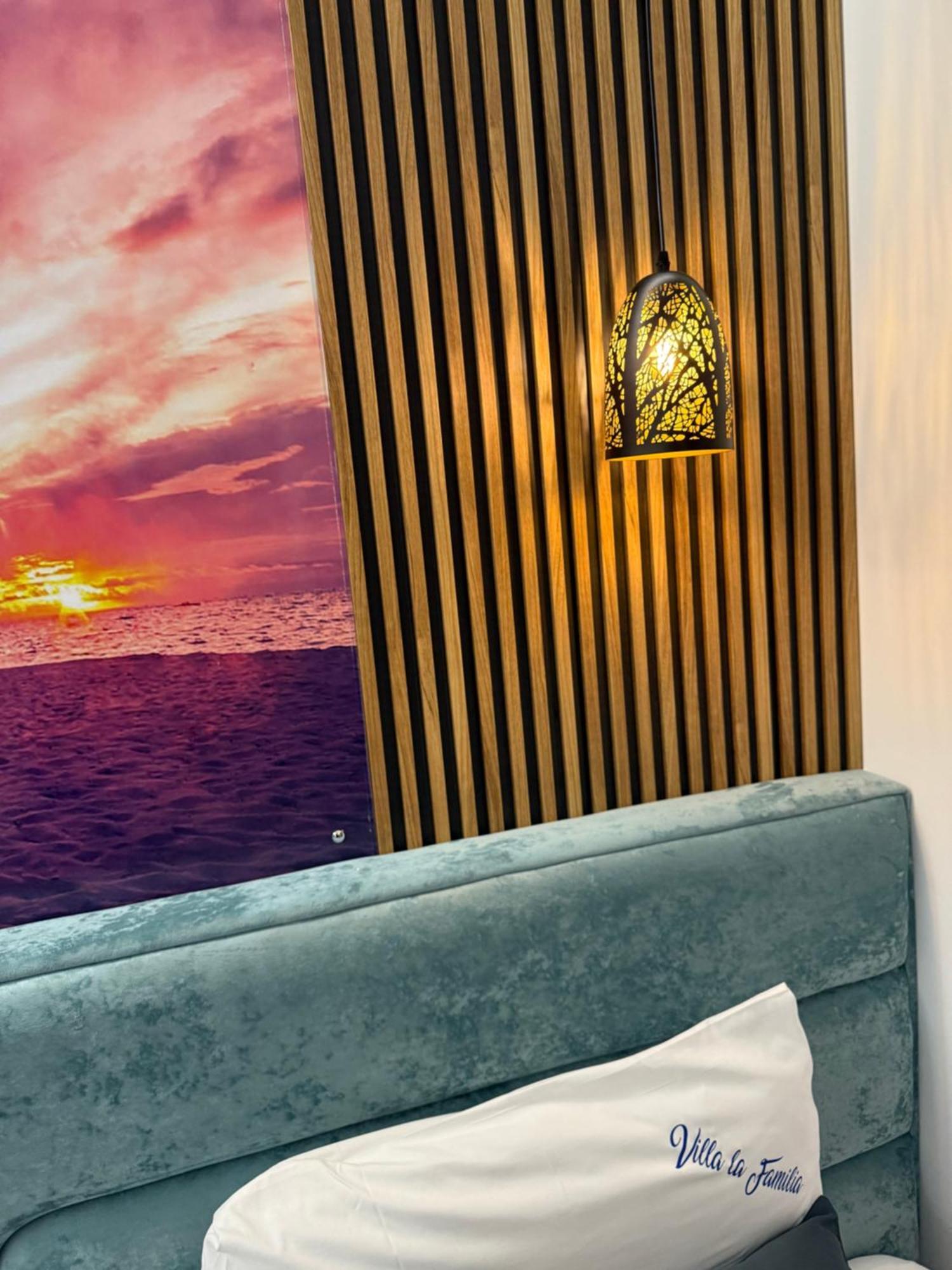 Vila La Familia Ksamil Dış mekan fotoğraf